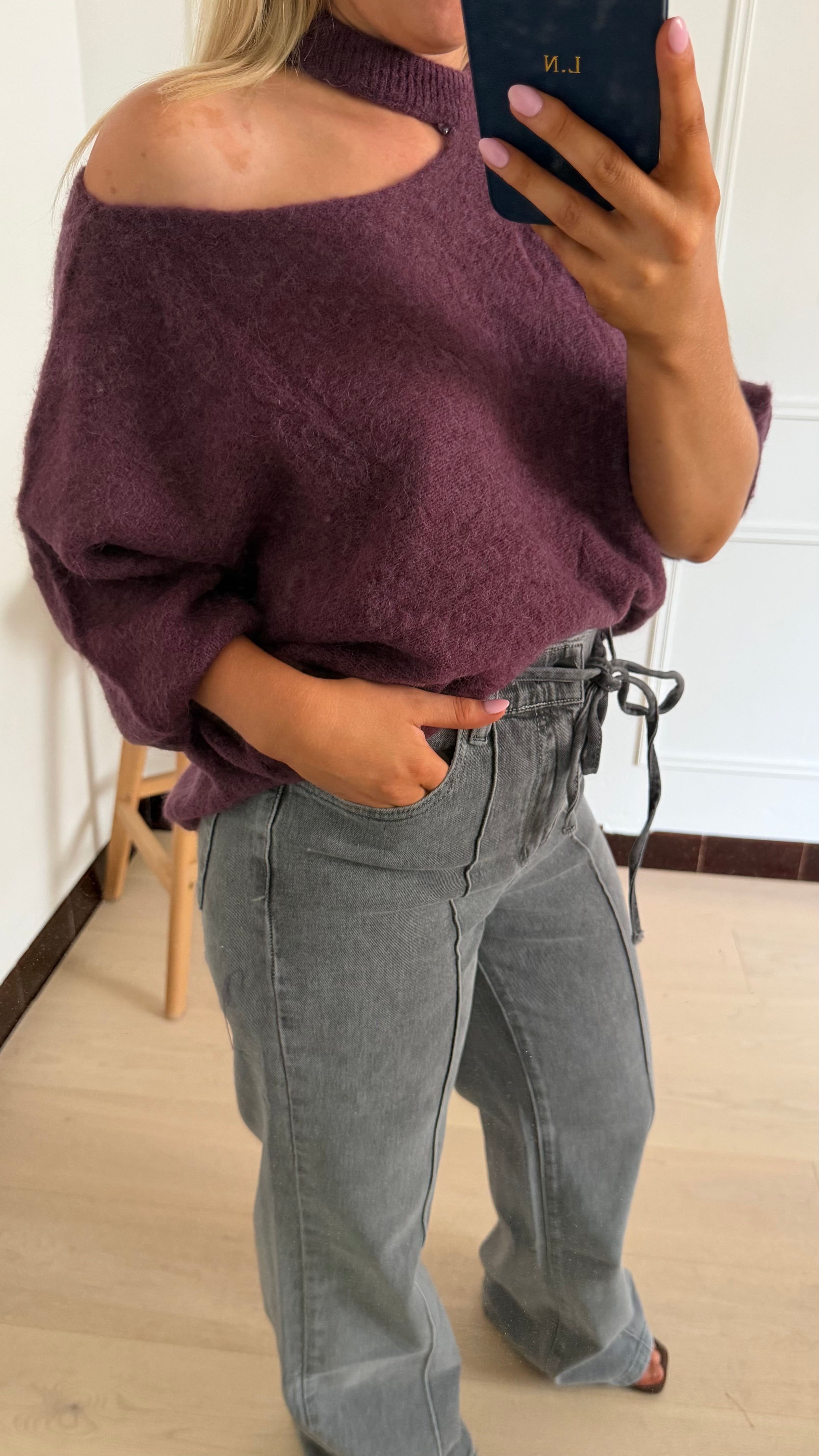 Elena Cut Out Pull Violet