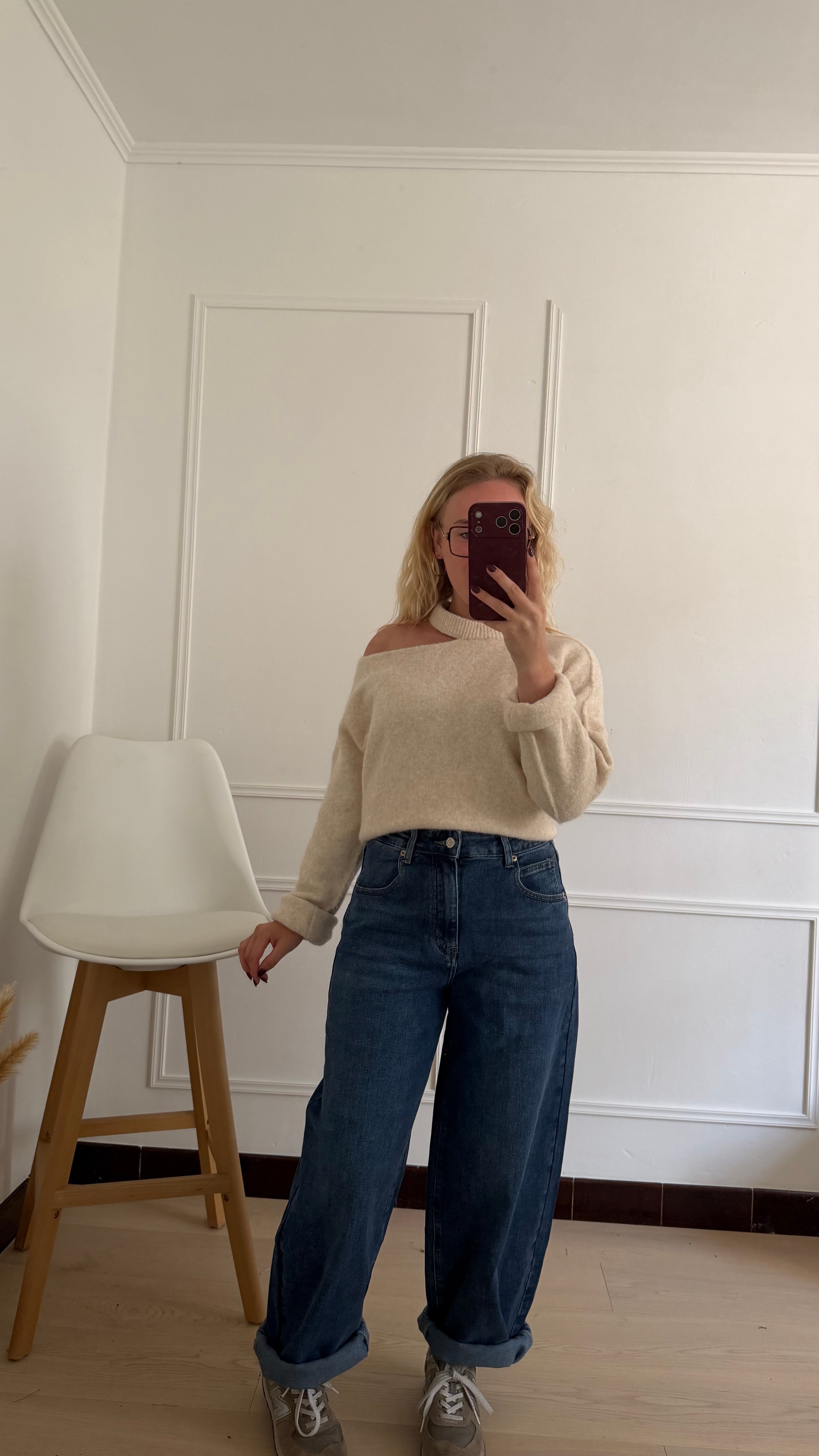 Elena Cut Out Pull Ivory