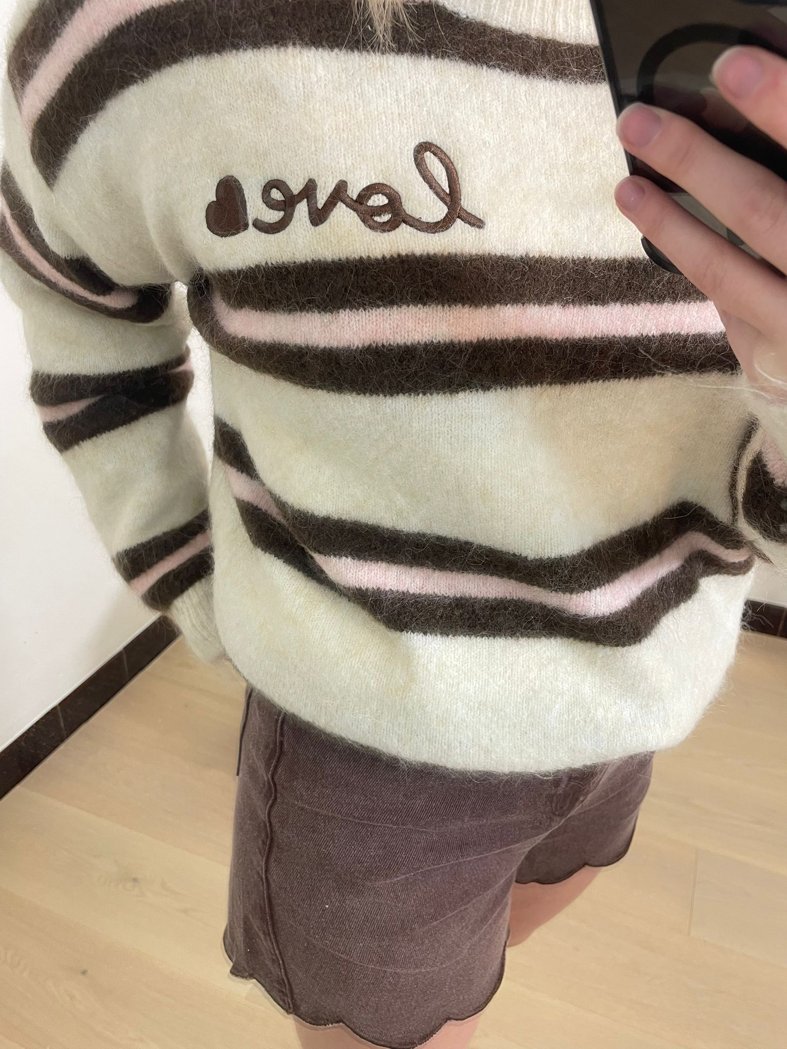 Love Pull Beige