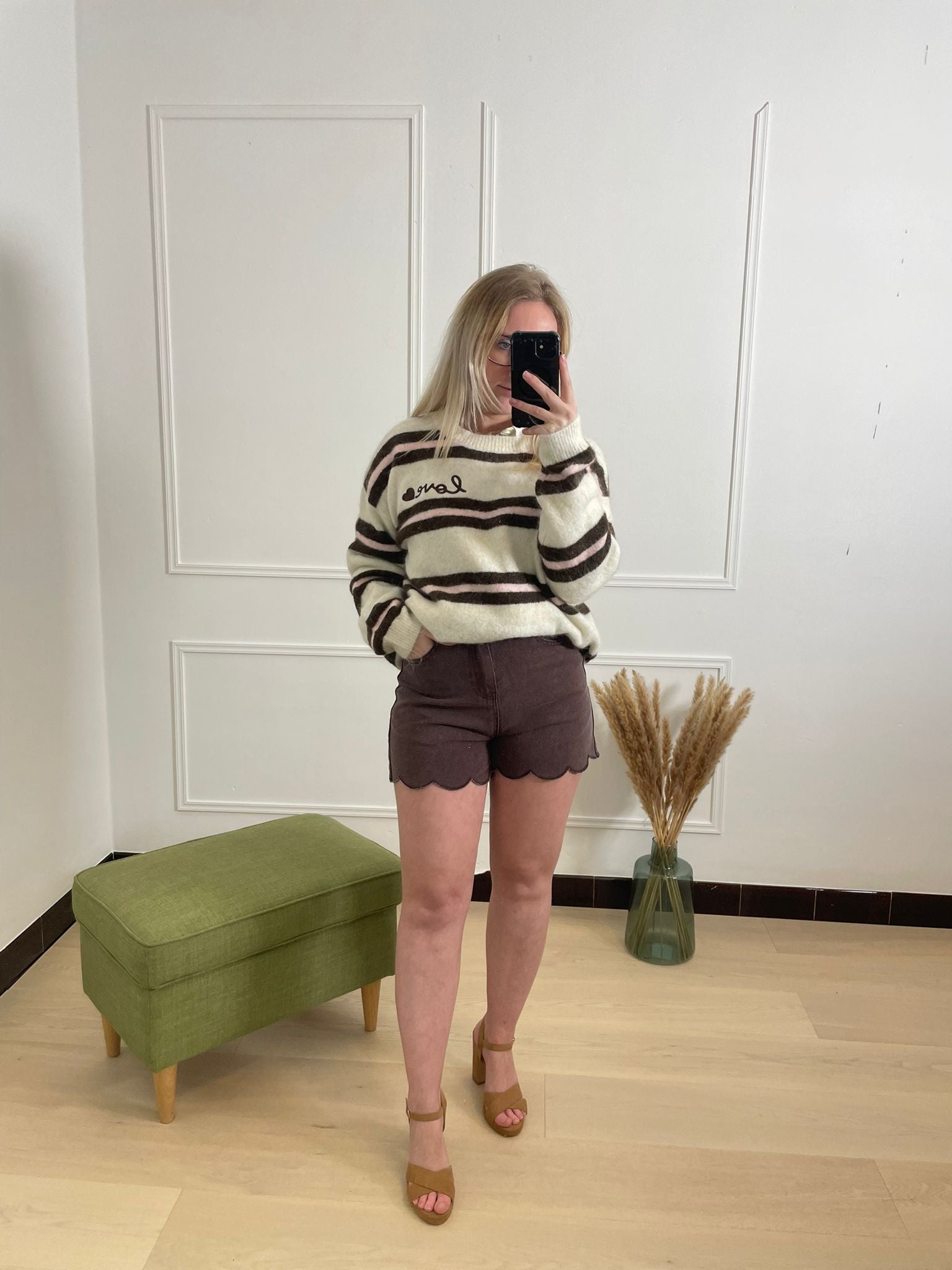 Love Pull Beige