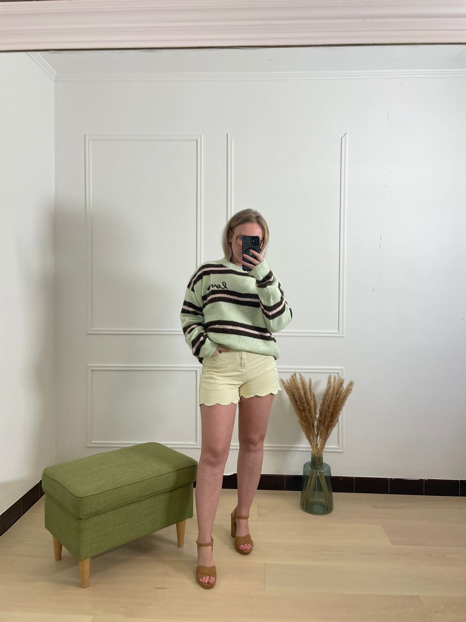 Iris Short Beige