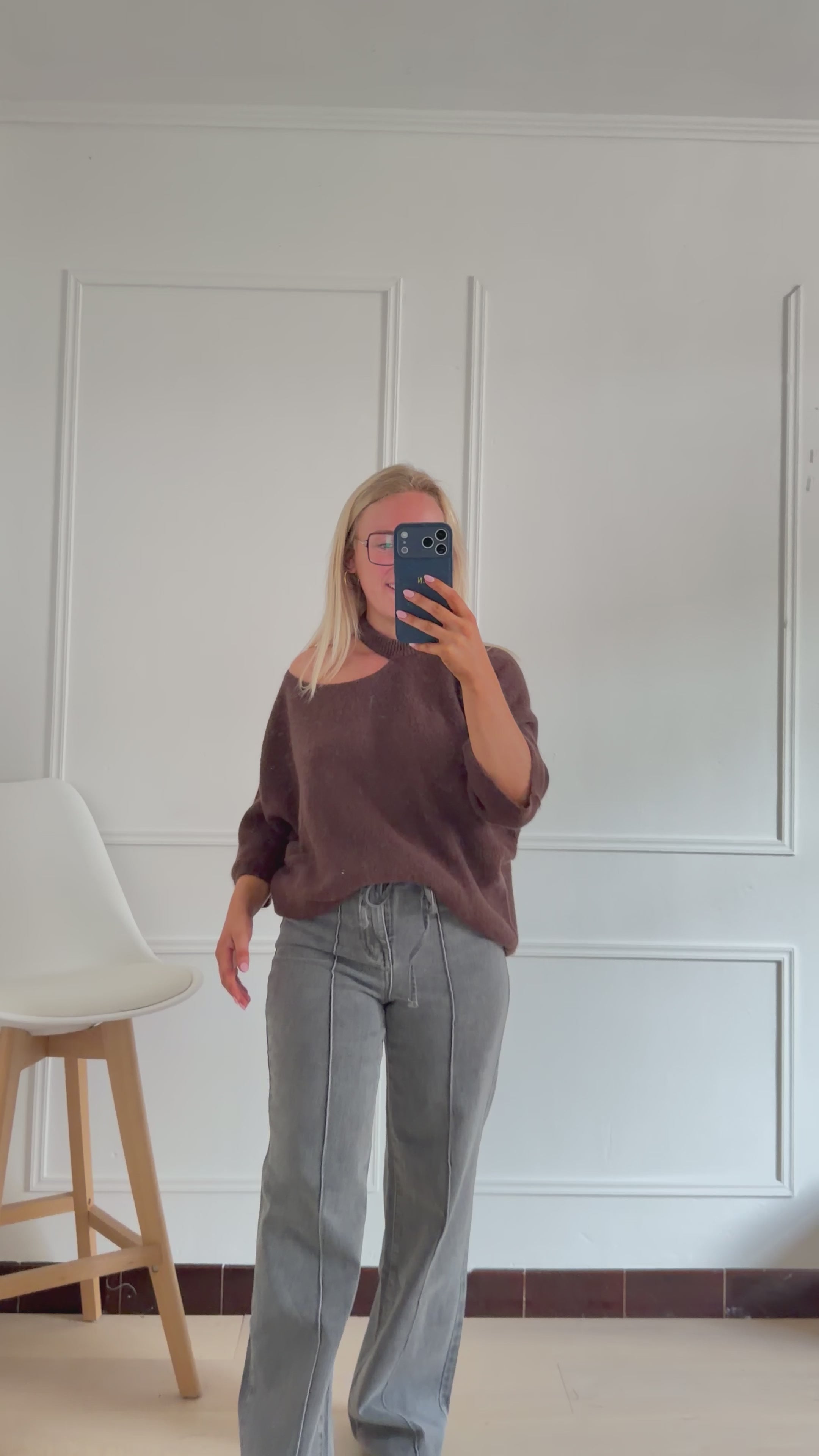 Elena Cut Out Pull Brown