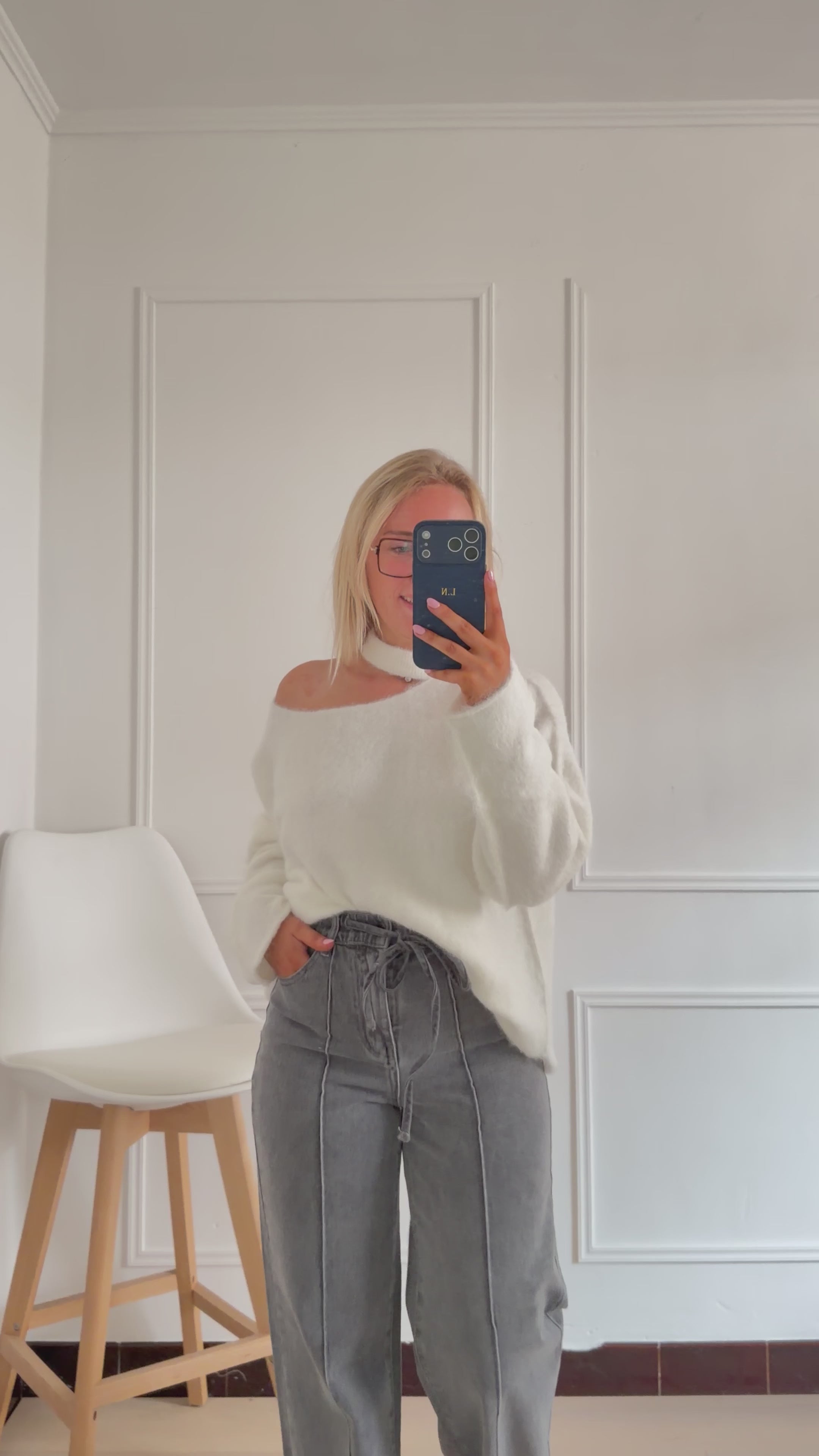 Fay Cut Out Pull White